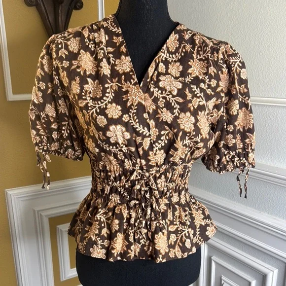 DEREK LAM 10 CROSBY
Rhea Printed Linen Blend Top - Picture 3 of 10